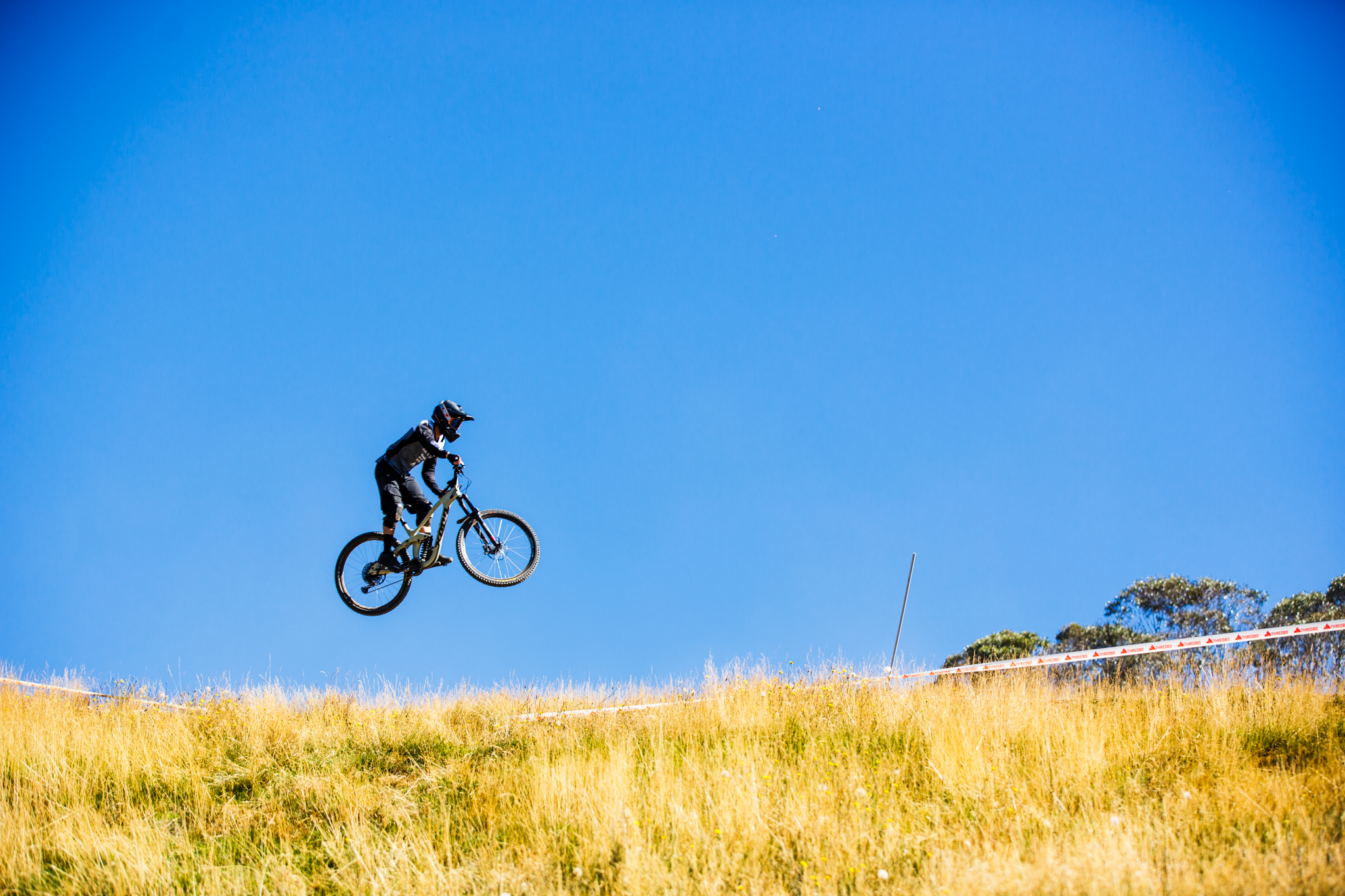 thredbo super enduro 2020