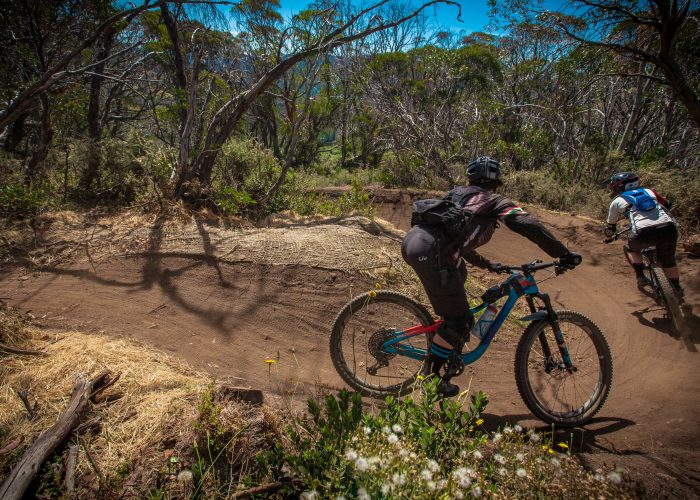 mountain biking girls